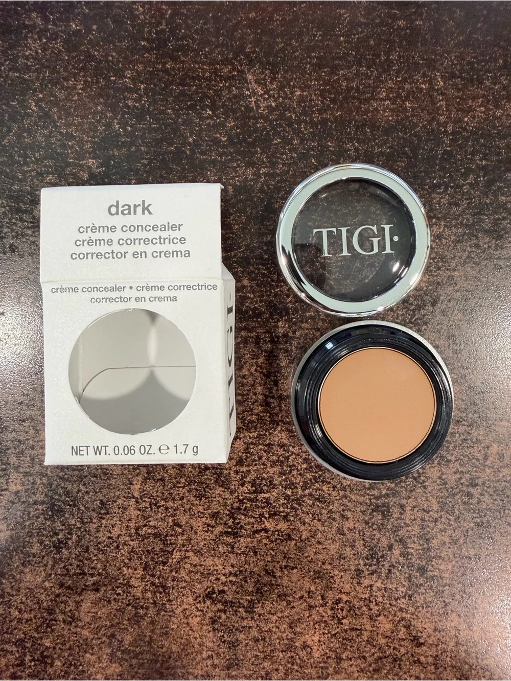 TIGI Dark Crème Concealer — Warm Tan Shade